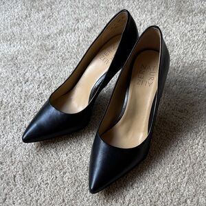 Naturalizer Elegant Black Heels